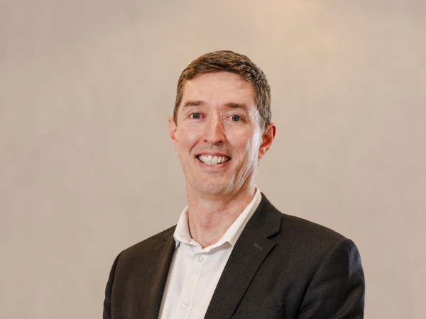 Darren Hanson headshot photo